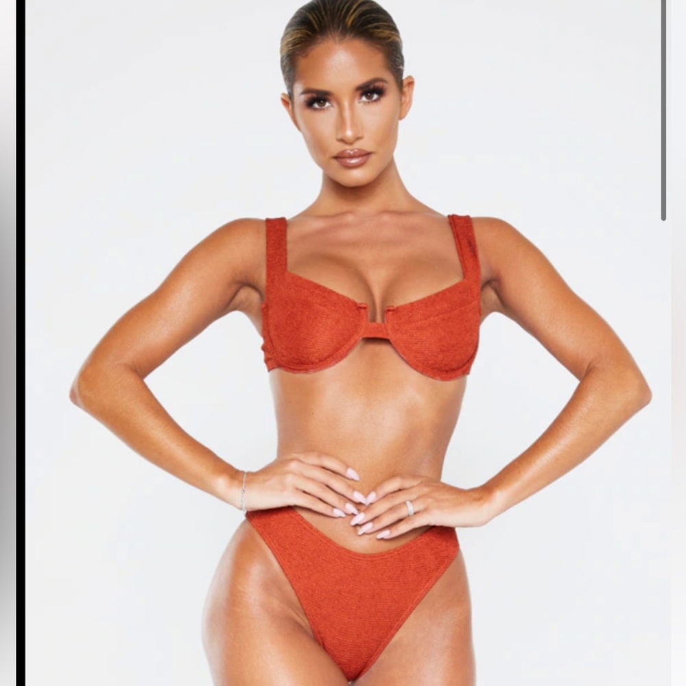 Pretty Little Thing Underwire Swim Top